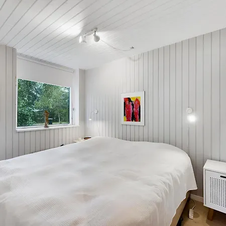Cozy Near Elsegarde Close To Nature, Swimming And Casa vacanze *
